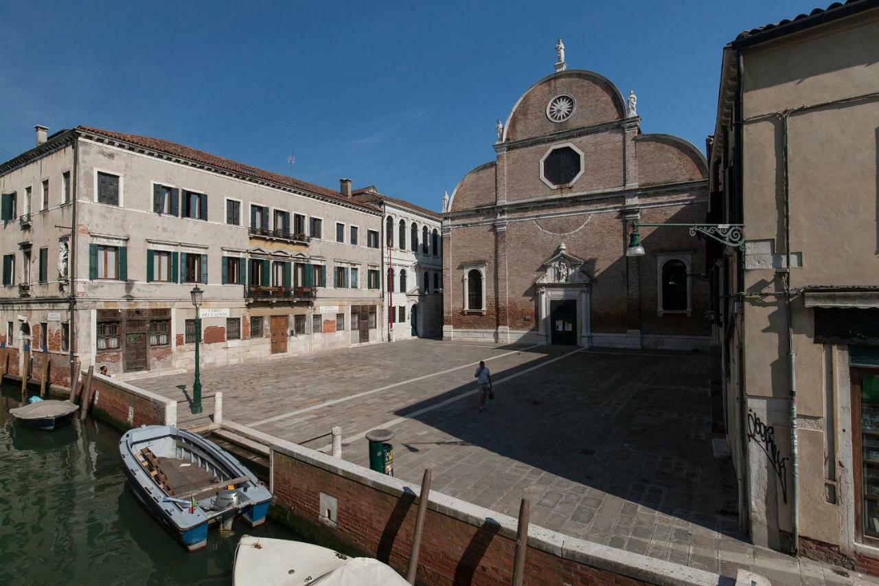 Appartamenti Inside Palazzo Foscarini Velence Kültér fotó